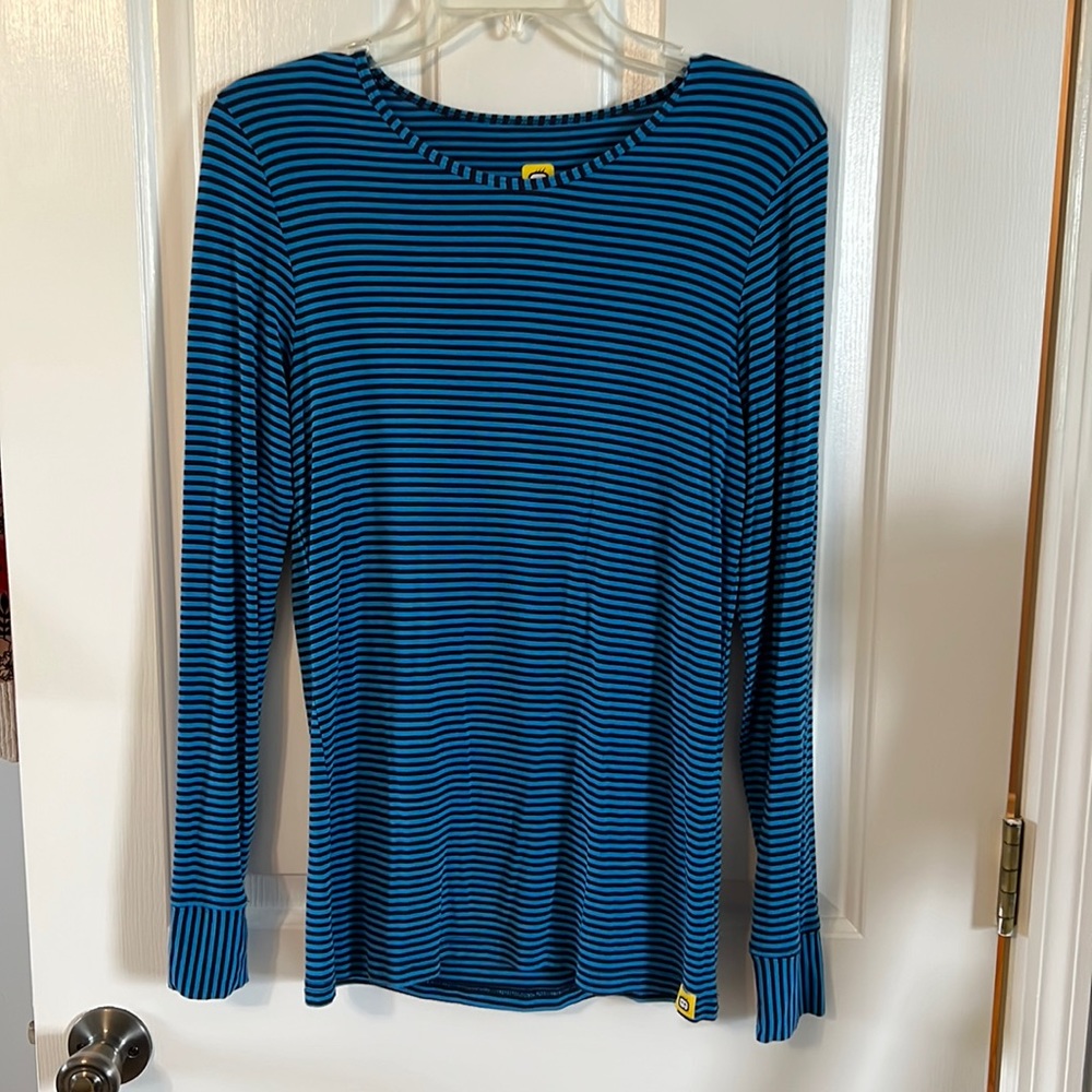 Wonder wink- LS underscrub- Women’s- NWOT